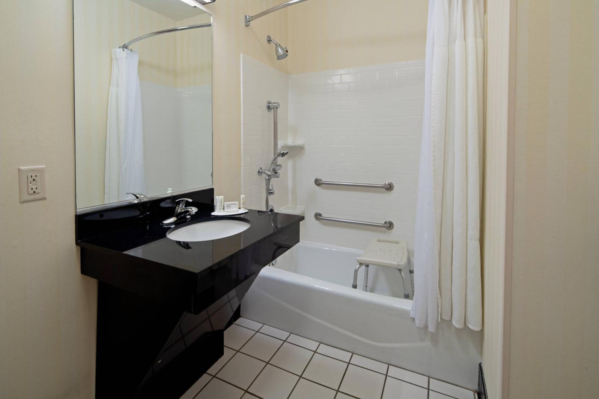 Fairfield Inn & Suites - Los Angeles West Covina Bagian luar foto