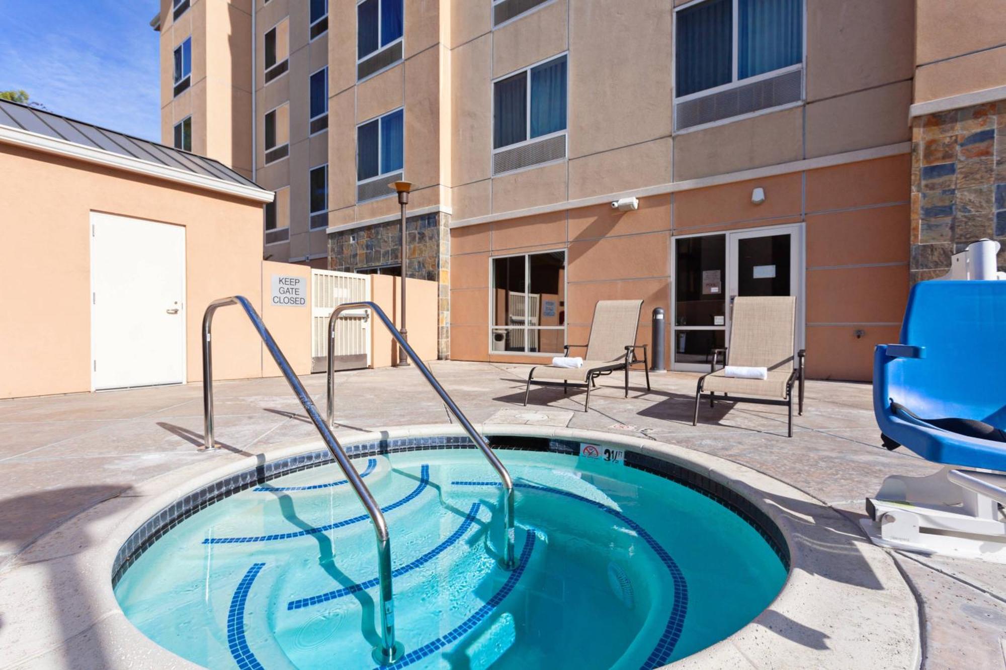 Fairfield Inn & Suites - Los Angeles West Covina Bagian luar foto